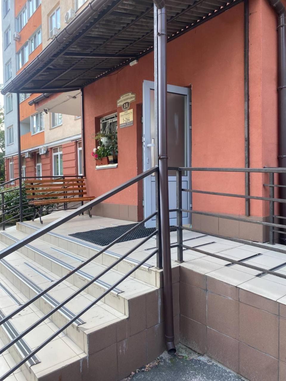 У 2 Хвилинах Від Метро Нова Супер Видова Kiew Exterior foto